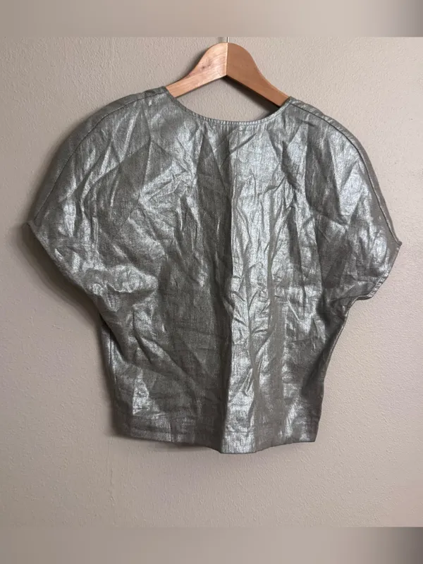 AERON Metallic Silver Short Sleeve Top Size undefined - Image 2