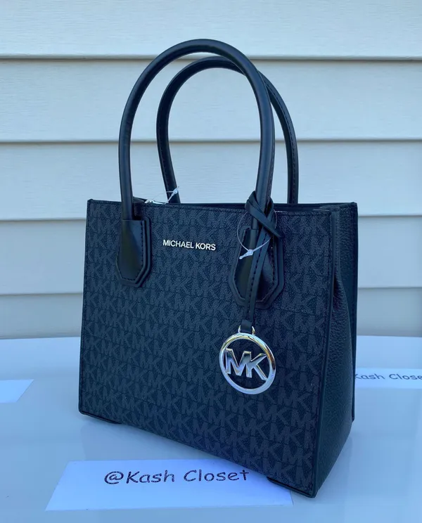 MK Mercer MD Messanger Bag & Key Chain Card Wallet Bundle - Black - Image 4