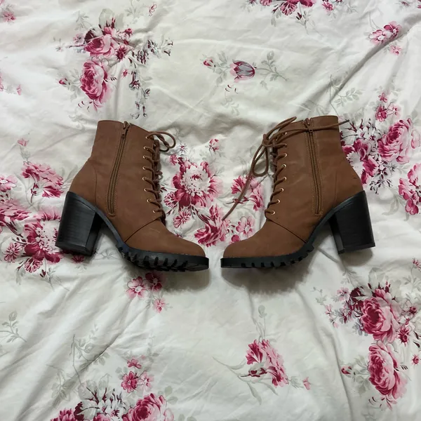 Forever 21 Tan Boots - Image 5