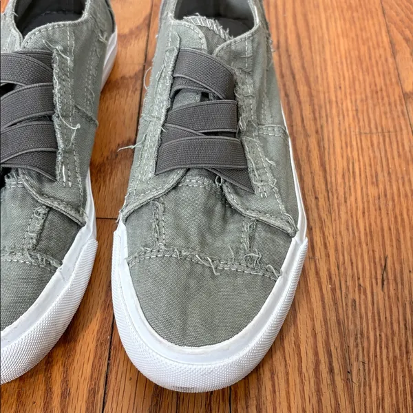 Blowfish Marley Slip On Sneaker Steel Grey Canvas Distressed size 8‎ - Image 3