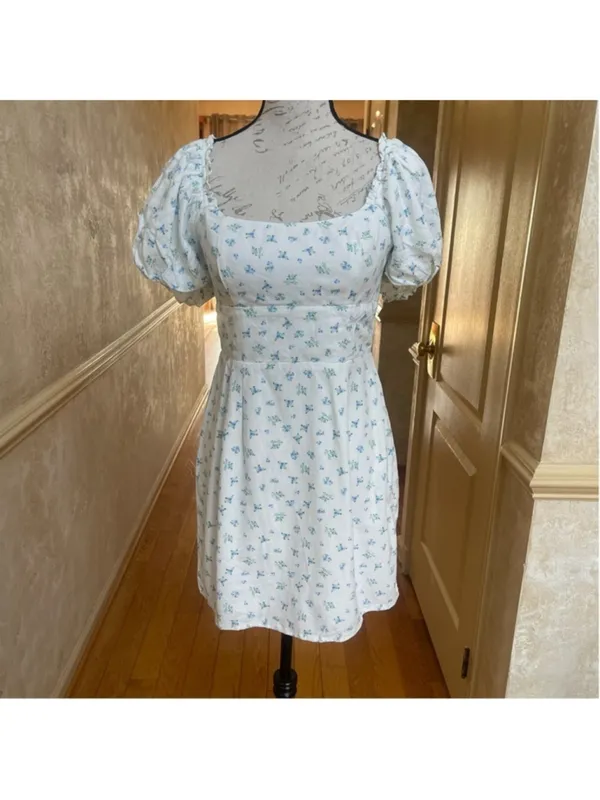 Altar’d State “Shianna” White Blue Ditsy Floral Puff Sleeve Mini Dress Size M - Image 4