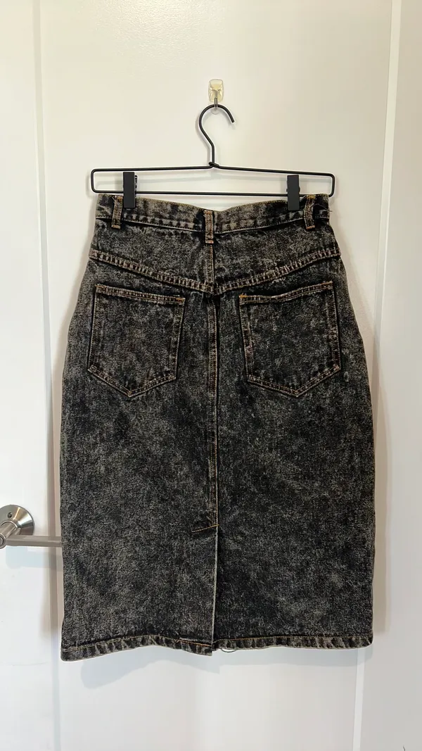 High Waisted Denim Midi Skirt Multiple Size 4 - Image 2