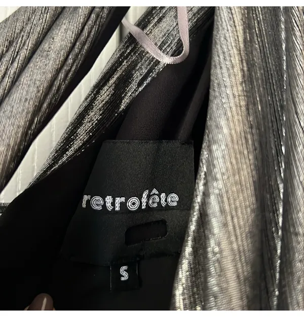 Retrofête Andrea Gunmetal Gown - Image 5