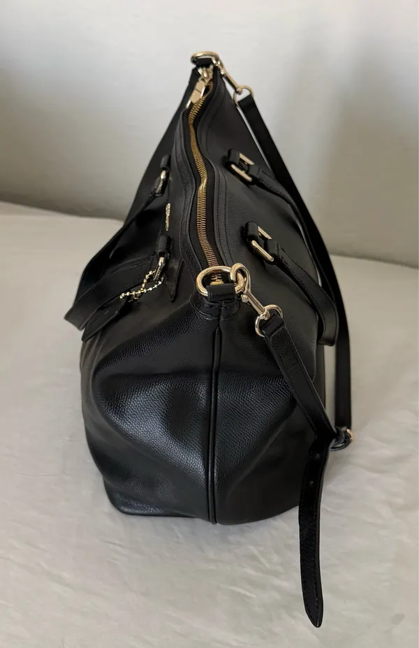 Woman’s coach bag - Image 2