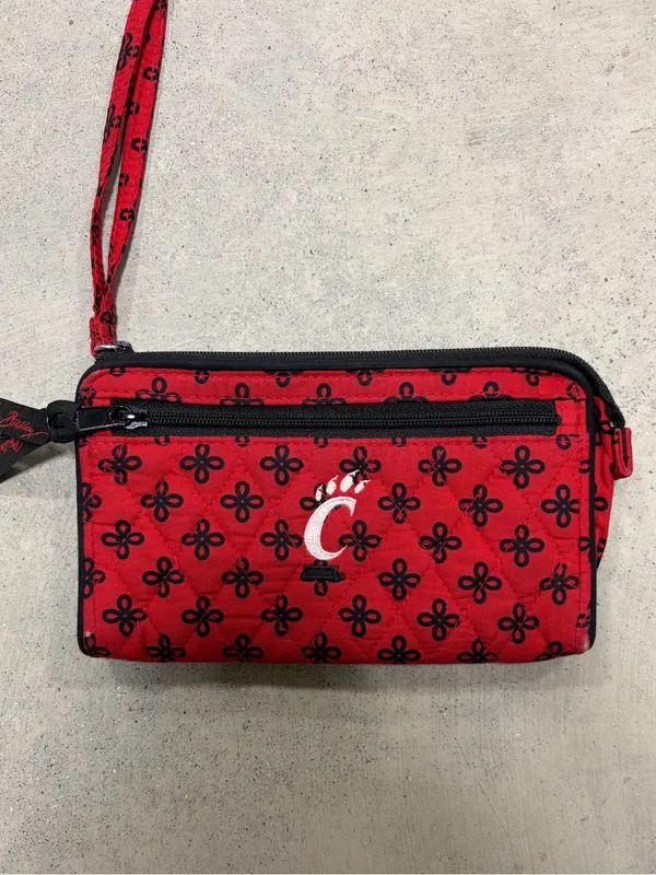 Vera Bradley Red and Black Geometric Wristlet Cincinnati Bearcats Quilted NCAA - Image 2