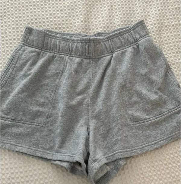 Aerie Grey sweat shorts - Image 2