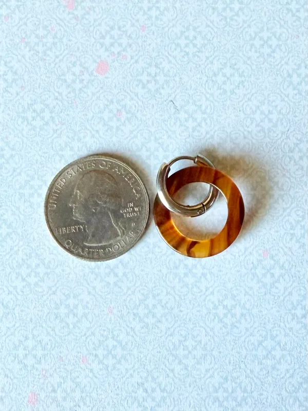 Handmade tortoiseshell circle simple minimalist hoop earrings💛 - Image 6