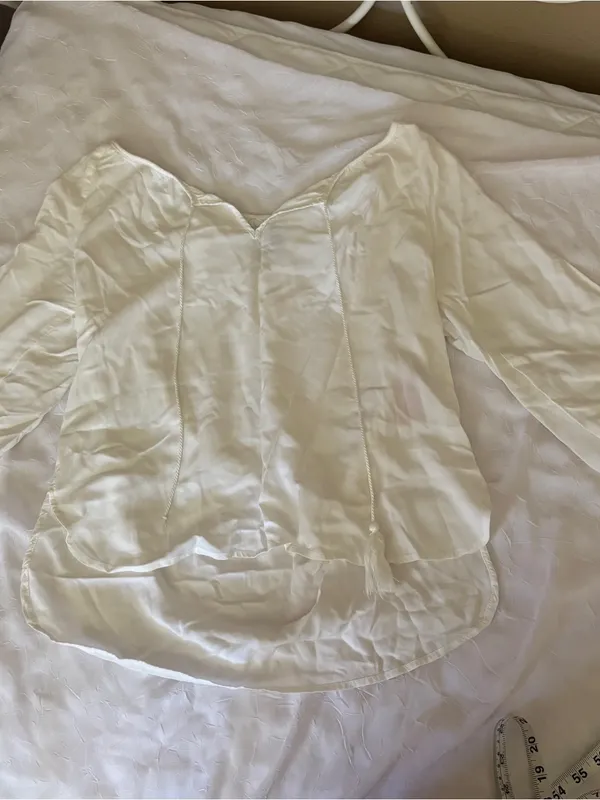 VERO MODA Coastal grandma lightweight dainty blouse white with v-neck size Women’s M - Image 16