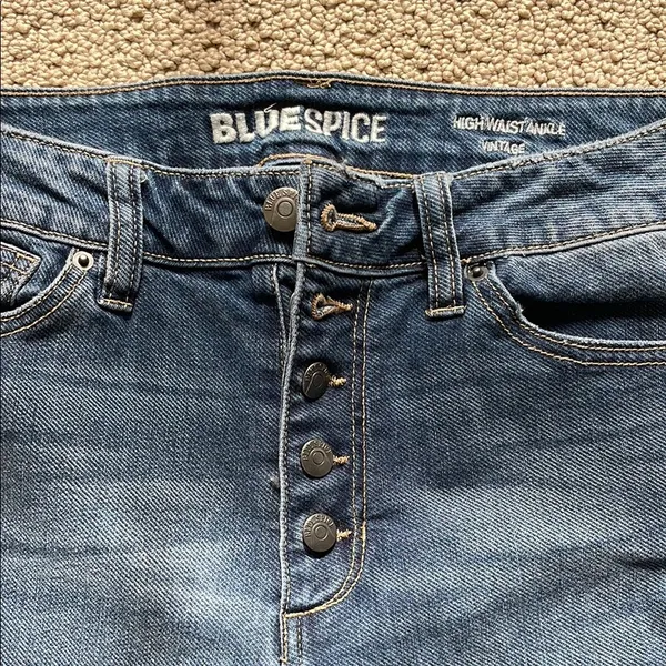 Blue Spice Blue Distressed Junior’s Jeans - Image 2