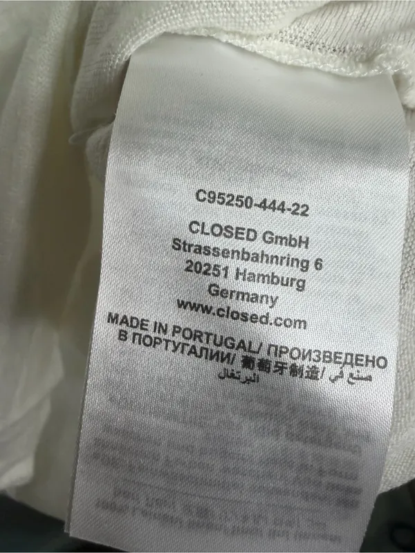 CLOSED White Sleeveless Women's Tank with Subtle Shoulder Pleats - Image 8