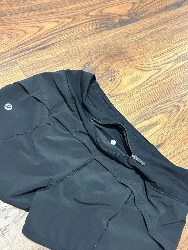 Lululemon Black Speed Up Shorts 2.5" Lined - Image 4