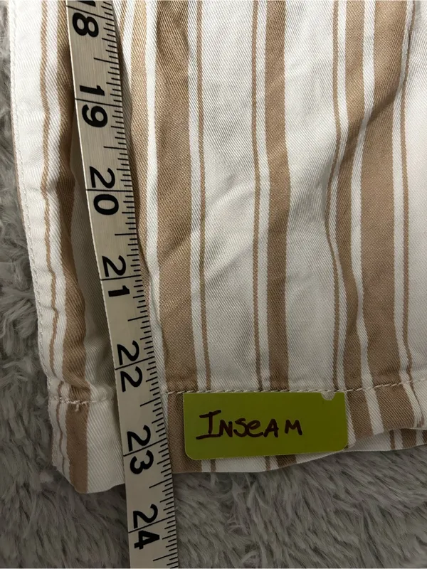LOFT Cream and Tan Striped Cropped Drawstring Pants - Image 4