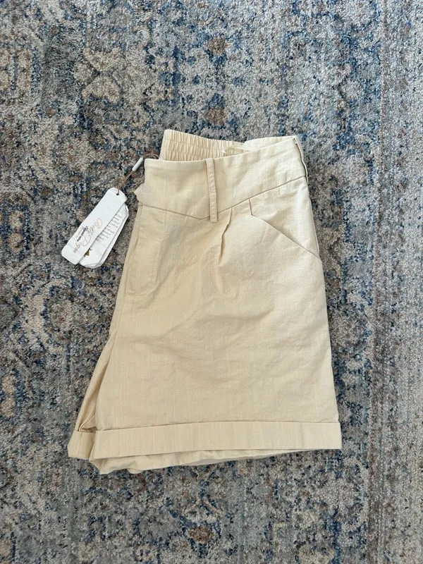 NWT Belle Poque Women High Waist Pleated Rolled Cuff Casual Shorts XL Beige - Image 5