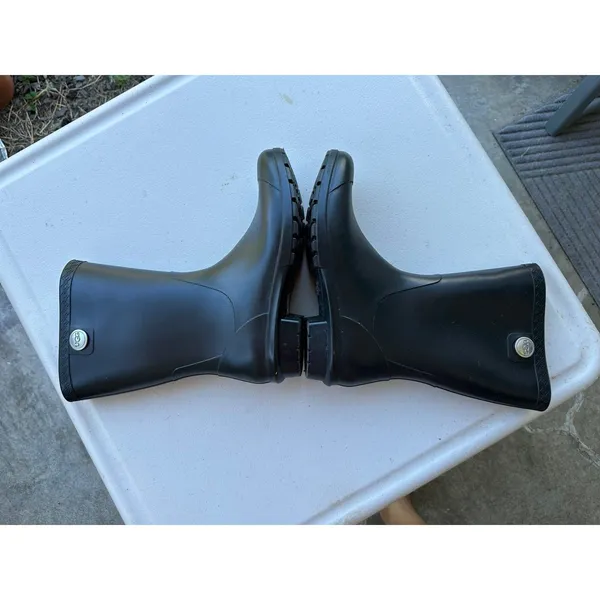 UGG Women's Sienna Matte Black Waterproof Mid-Calf Pull On Rubber Rainboots 7.5 - Image 5