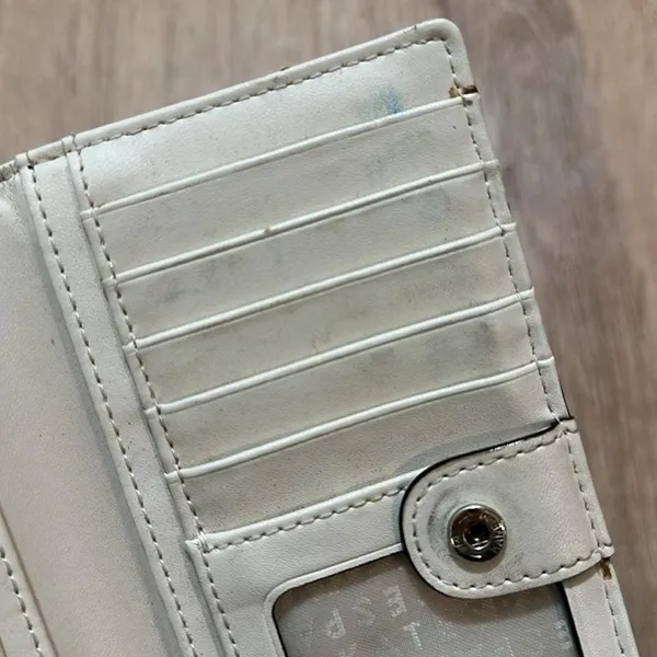 KATE SPADE New York | Dana‎ Large Slim Saffiano Leather Light Bifold Wallet - Image 4