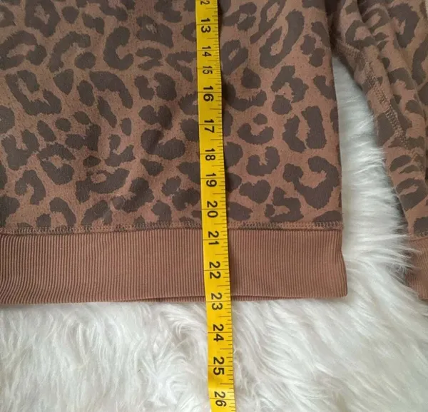 Grayson Threads Size XS Women's Leopard Print Two-Piece Loungewear Set - Image 6
