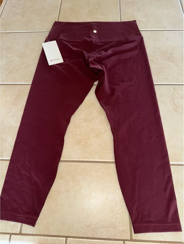Lululemon Align High Rise 25” Red Merlot Size 14 NWT - Image 2