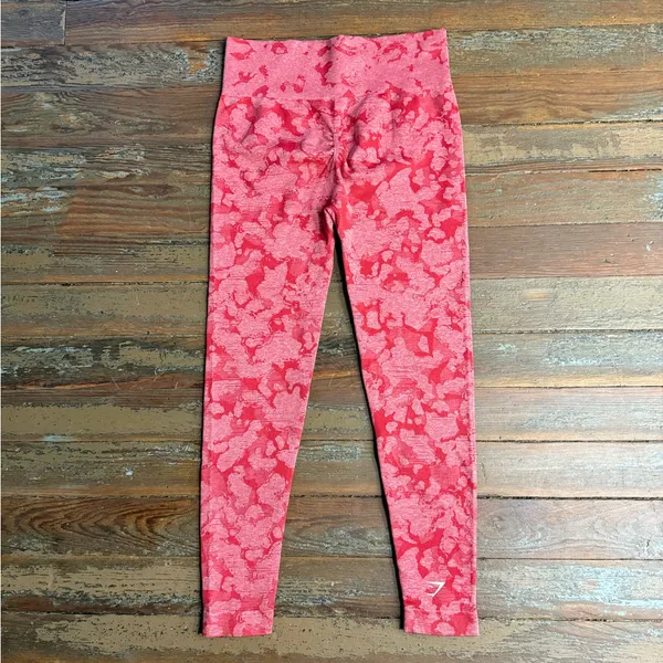 Gymshark Adapt Camo Seamless Leggings w Butt Scrunch in Red Camo ~ Size L 💚🍄 - Image 5
