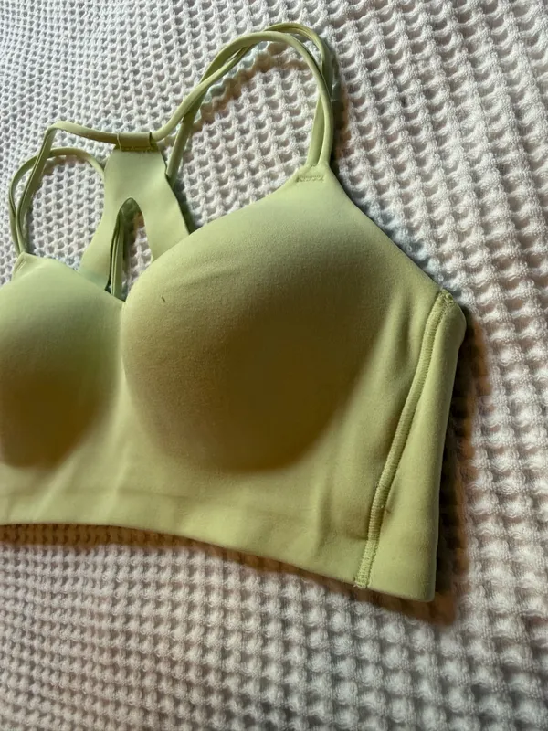 target all in motion sports bra - Image 3