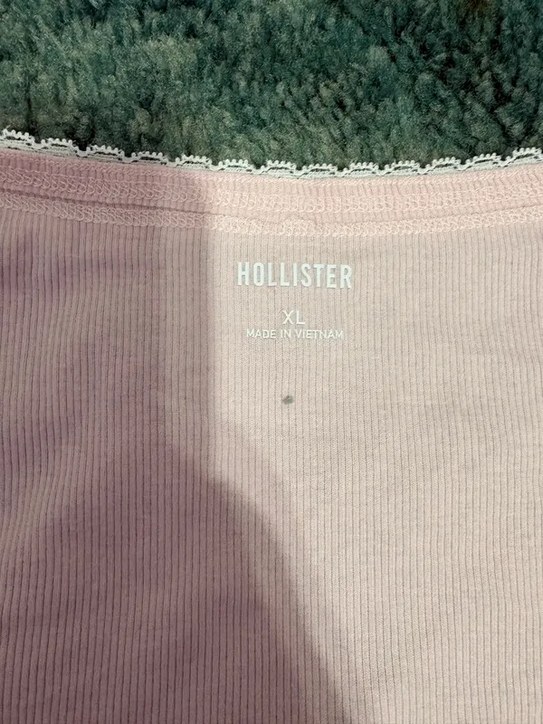Hollister Long Sleeve Top laced vneck - Image 3