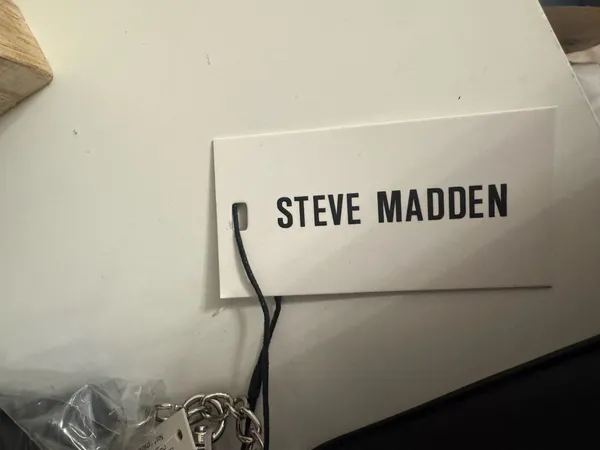 Steve Madden Shoulder Bag - Image 6