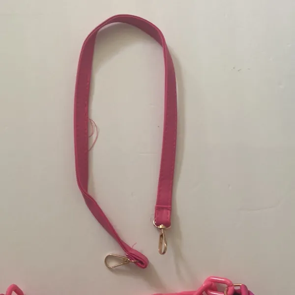 Pink quilted chain shoulder bag - Image 5
