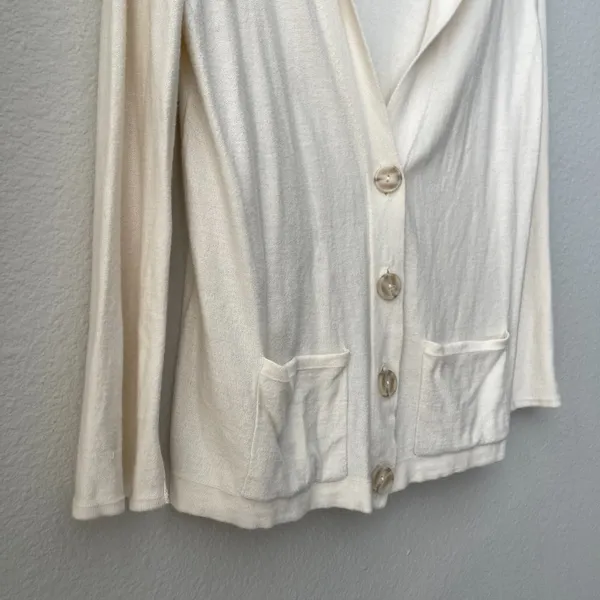 Patagonia Cream Long Sleeve Front Pocket V-Neck Button Up Cardigan Sweater Size - Image 2