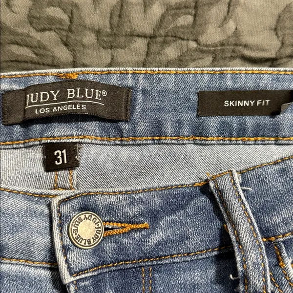 Judy Blue women’s size 31 distressed skinny fit blue jeans stretch - Image 7