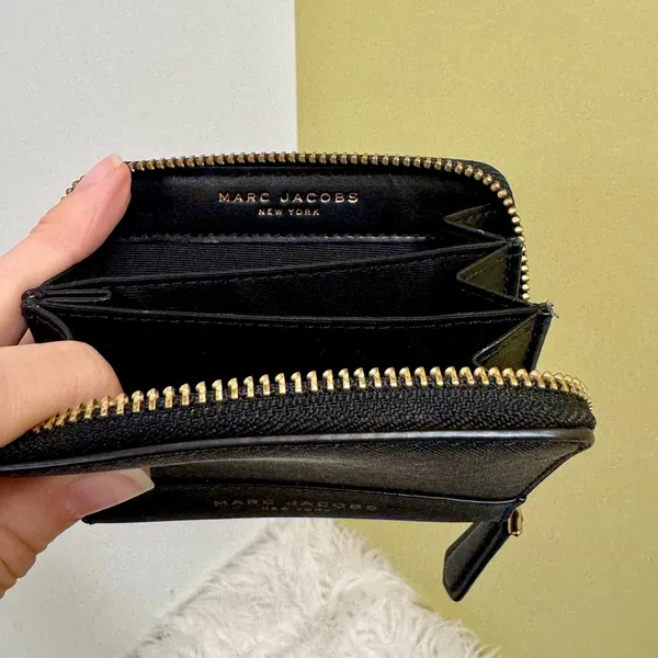 Marc Jacobs Mini Wallet Zip Around Black Saffiano Finish Card Wallet - Image 3