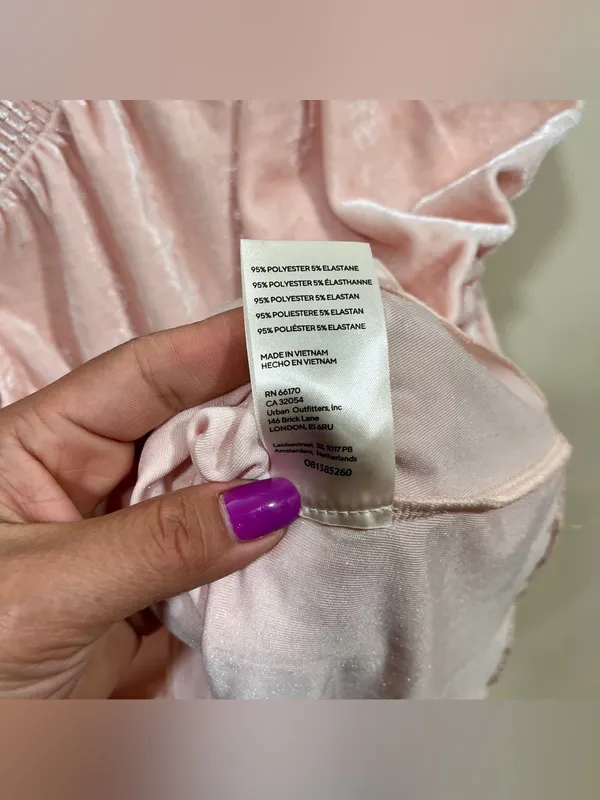Free People Velvet Women's Pink Ruffled Top large babydoll EUC - Image 7