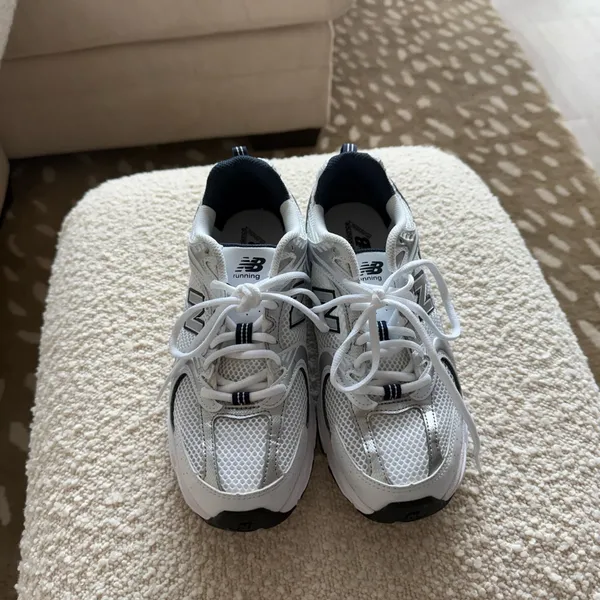 New Balance White and Black Sneakers - Image 4