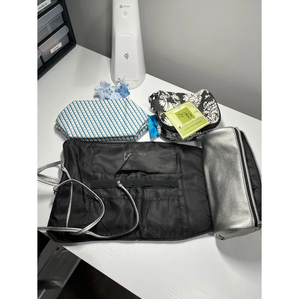 Travel Organizer Bundle Jewelry Roll Cosmetic Bag Vichy Pouch Silver Paisley 3pc - Image 2