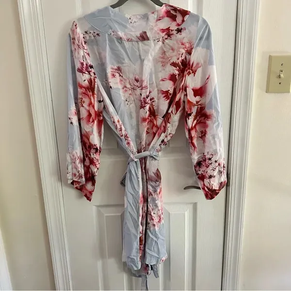 Plum Pretty Sugar Floral Rayon Bridal Robe Women’s XS - Image 3