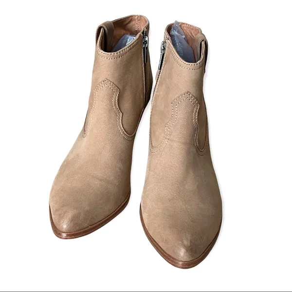 NEW FRYE Rory Ankle Booties in Ash - Image 3