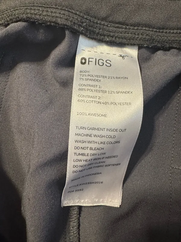 FIGS Scrubs Set - Image 6