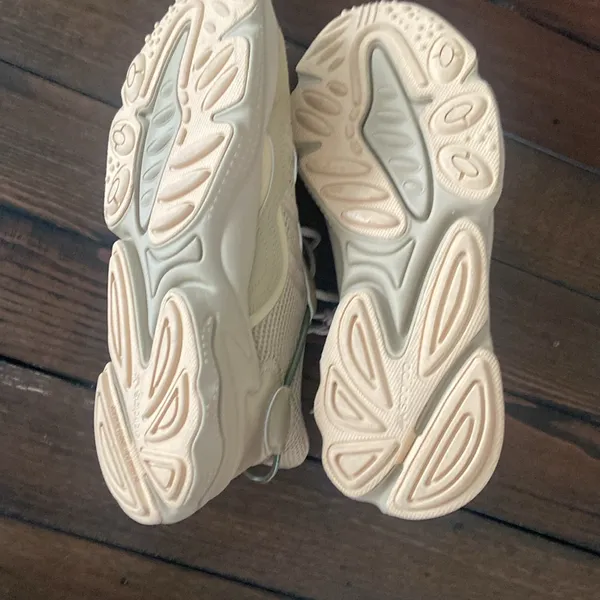 Adidas Beige Casual Sneakers - Image 6