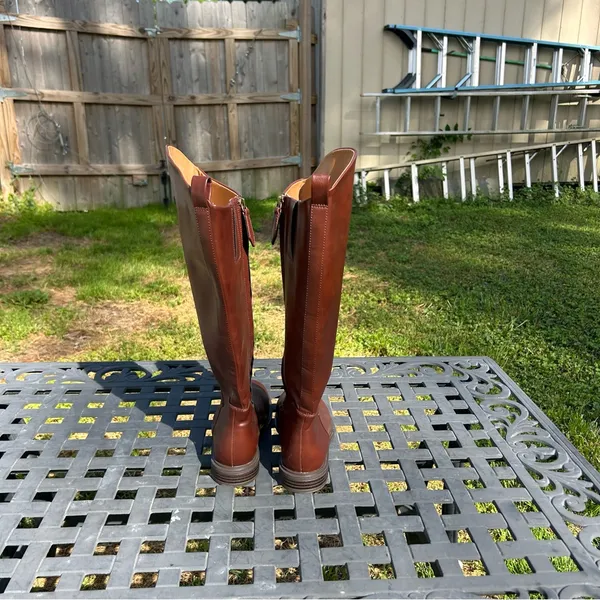 Nordstrom Rack Meadow Boot in brown‎ size 5 - Image 4