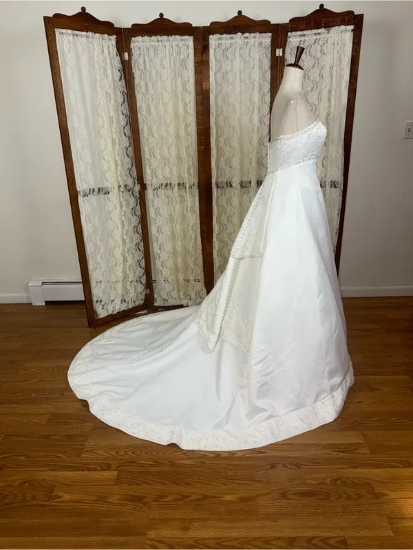 Beautiful Vintage 90s Mori Lee Strapless Satin Wedding Gown - Image 3