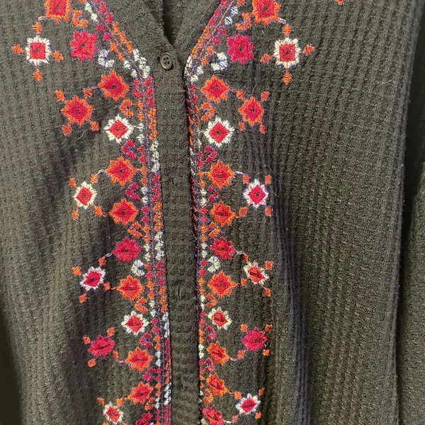 Entro Cardigan, size lg - Image 2