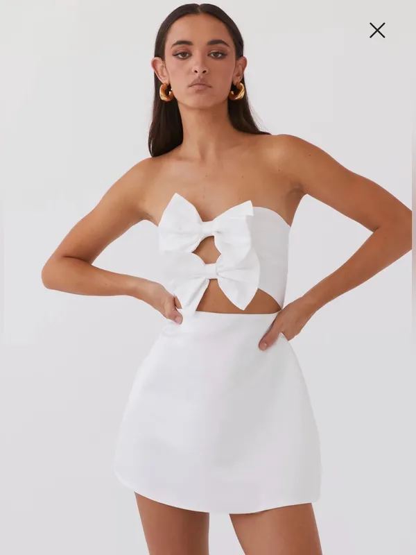 NWT Peppermayo Girl Crush Bow Mini Dress in White, Size 4 - Image 8