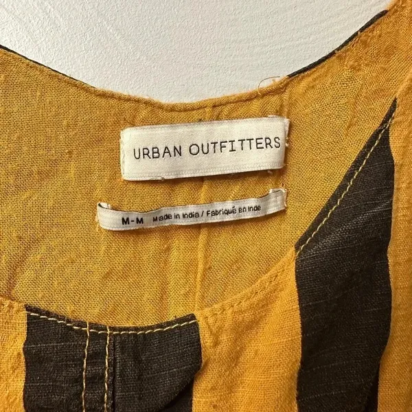 Urban Outfitters Sleeveless Top Size Medium Striped Orange Black - Image 5