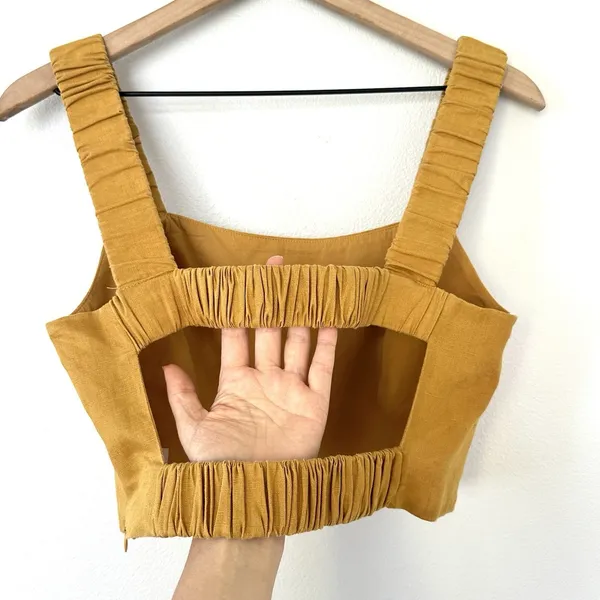 Lulus 100% Linen “Caught in Cannes" Mustard Cutout Cropped Tank Top Sz M Indie - Image 7