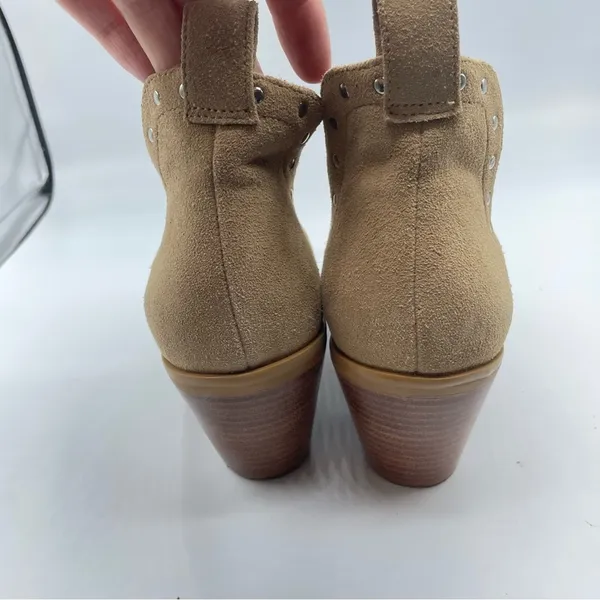 Rebecca Minkoff Tan Suede Leather Studded D’orsay Ankle Boots Womens 6 Booties - Image 12