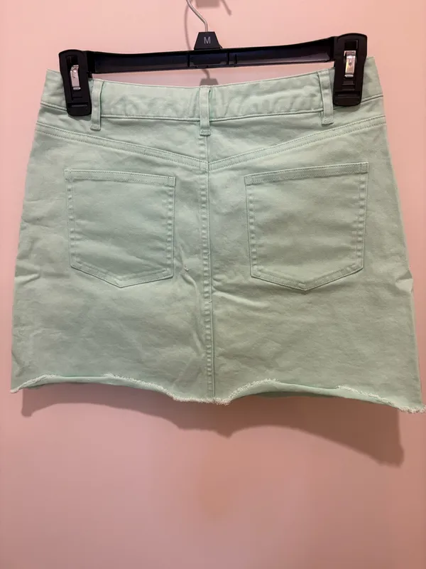 Forever 21 Mint green mini skirt - Image 4