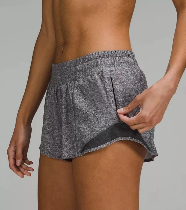 Lululemon Hotty Hot Low-Rise Lined Short 2.5 - Image 2