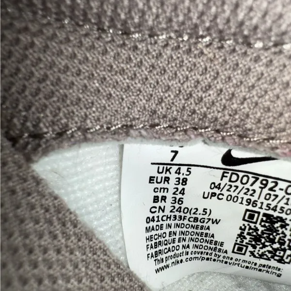 Nike Women Dunk Low - Image 5
