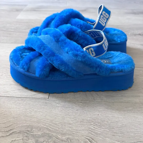 UGG Disco Cross Slide Royal Blue Sheepskin Platform Slingback Slide Sandals 9 - Image 4