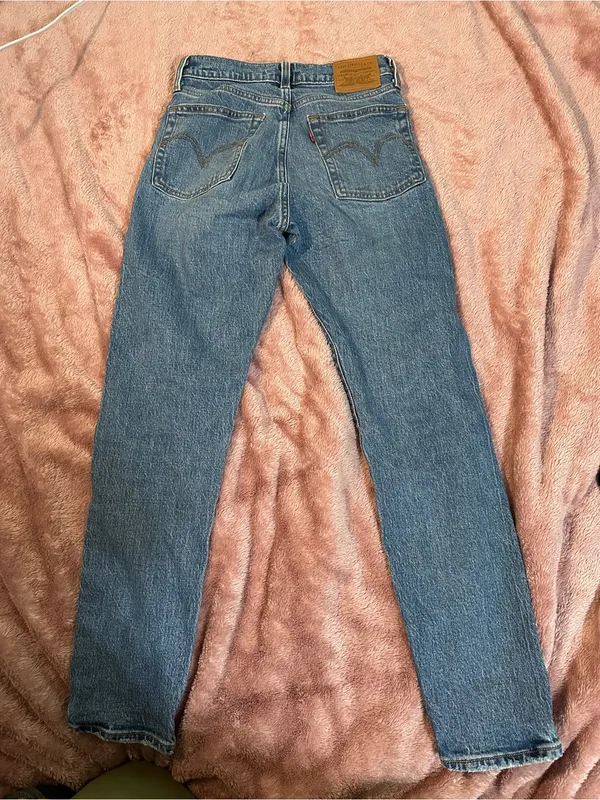 Levi's Classic Vintage Women's Blue Straight-Leg Jeans - Image 8
