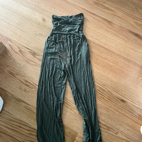 5/$25 lascana army green jumpsuit - Image 7