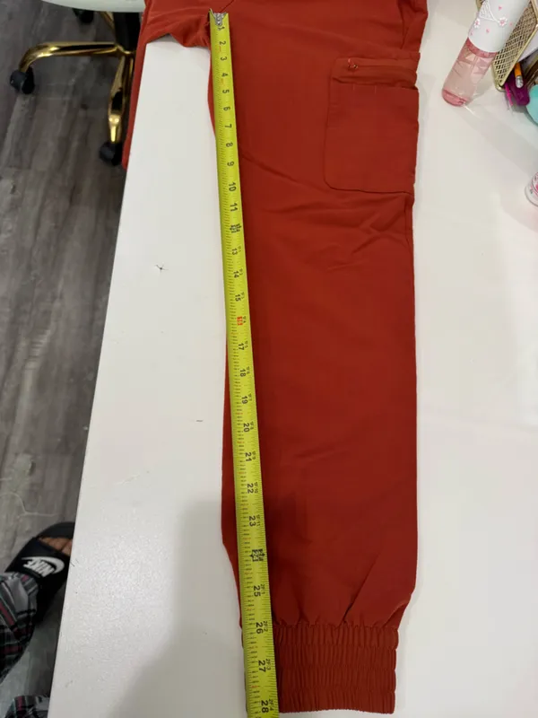 FIGS Technical Collection Jogger Scrub Pants XS Burnt Orange Elastic Waist Cargo - Image 9